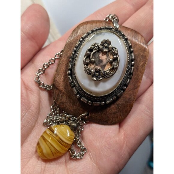 Vintage Handmade Victorian Mixed Media Pendant Necklace - Picture 8 of 8